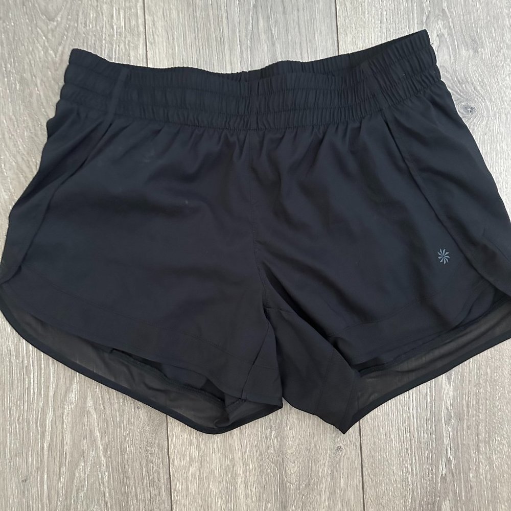 Athleta mesh racer run short 4 inch.